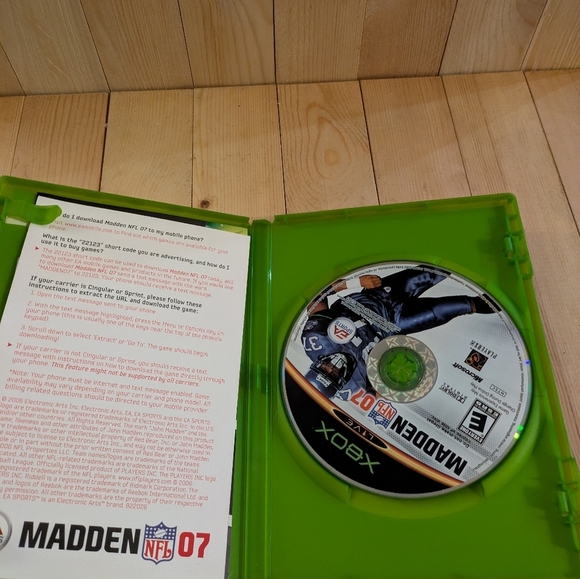 Madden NFL 07 Xbox Game Used - Picture 4 of 5